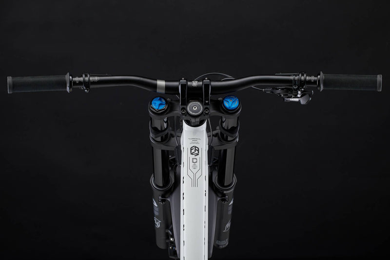 Load image into Gallery viewer, Commencal FRS Essential Pure White 2025 Freeride Downhill Bike