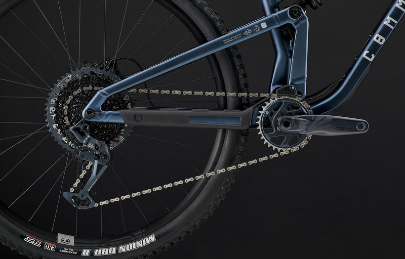 Load image into Gallery viewer, Commencal META V5 Race Sparkly Blue Enduro Bike