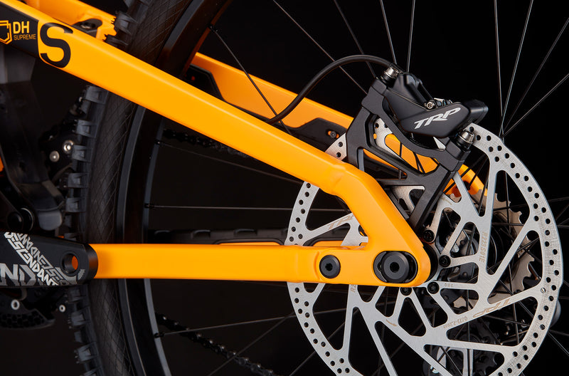 Commencal Supreme DH V5 Öhlins Edition Downhill Bike Detail Image 2