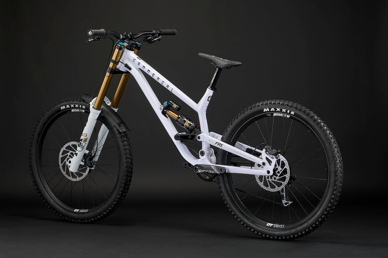 Load image into Gallery viewer, Commencal FRS Signature Freeride 2026 Dirt Bike