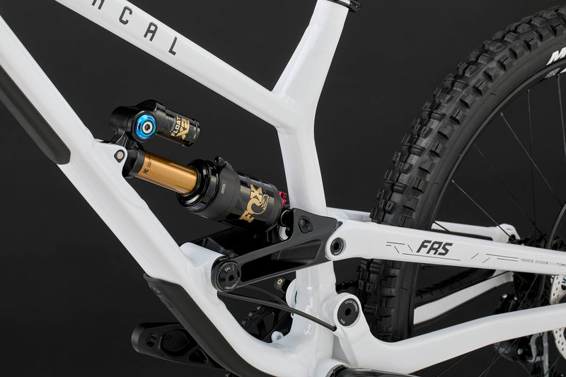 Load image into Gallery viewer, Commencal FRS Signature Freeride 2026 Dirt Bike