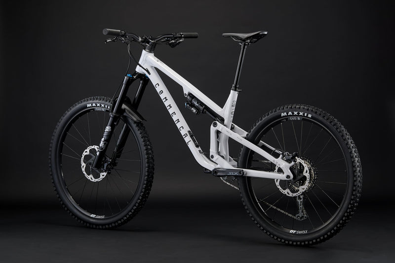 Load image into Gallery viewer, Commencal Meta SX V5 Essential Pure White 2026 Enduro Bike