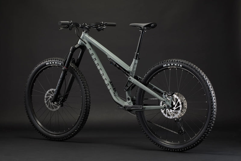 Load image into Gallery viewer, Commencal Meta TR V4 Ride Pyrite Grey 2025 Trail Bike