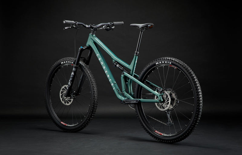 Load image into Gallery viewer, Commencal T.E.M.P.O. Essential Metallic Green Trail Bike
