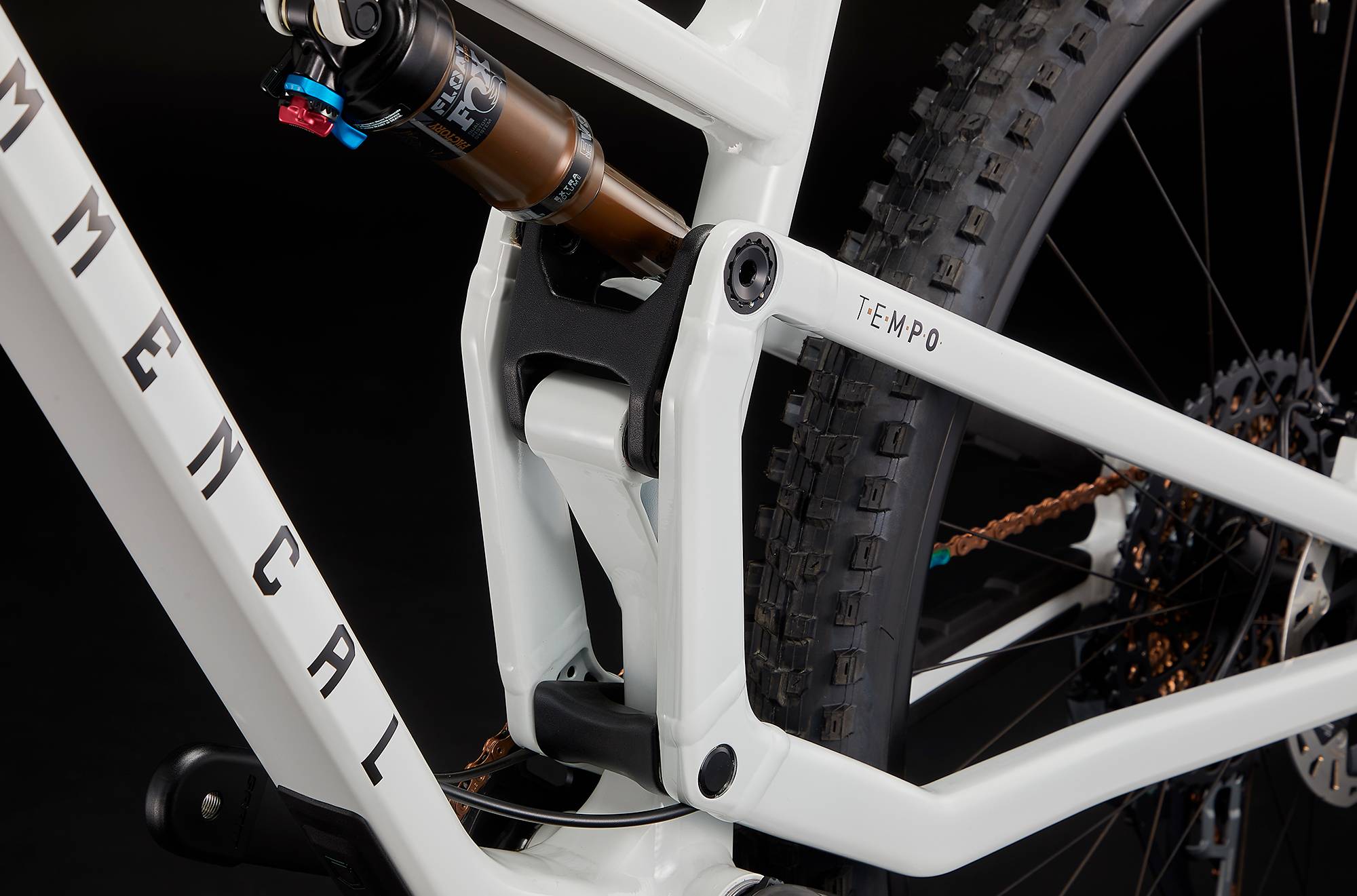 Commencal T.E.M.P.O. LTD Pure White Trail Bike