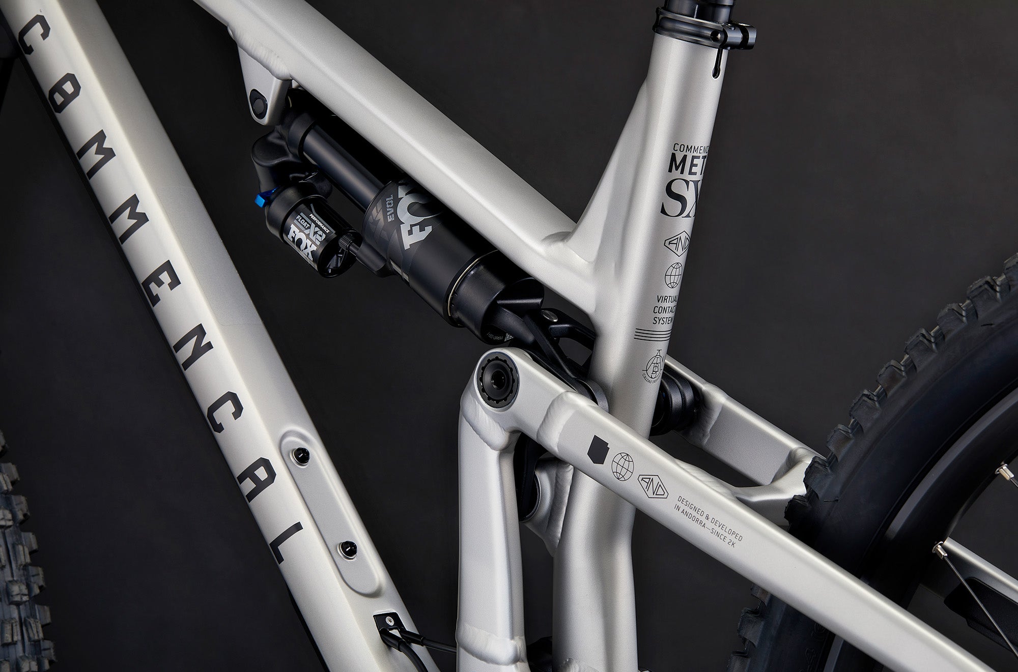 Commencal Meta SX V5 Essential Silver Enduro Bike