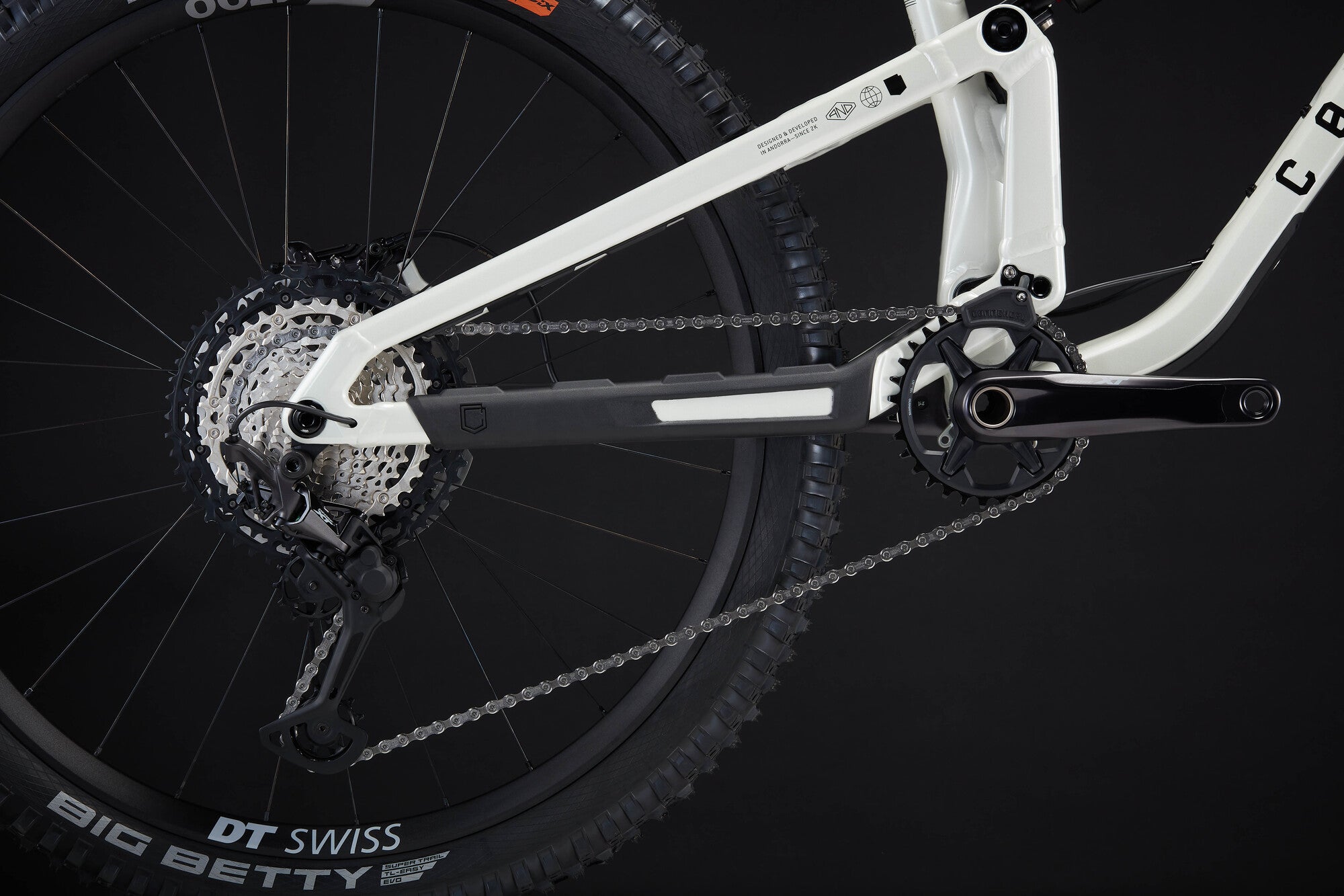 Commencal META SX V5 Signature Clear Silver Enduro Bike
