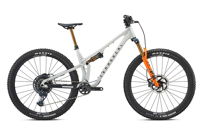 Commencal T.E.M.P.O. Signature Clear Silver Trail Bike