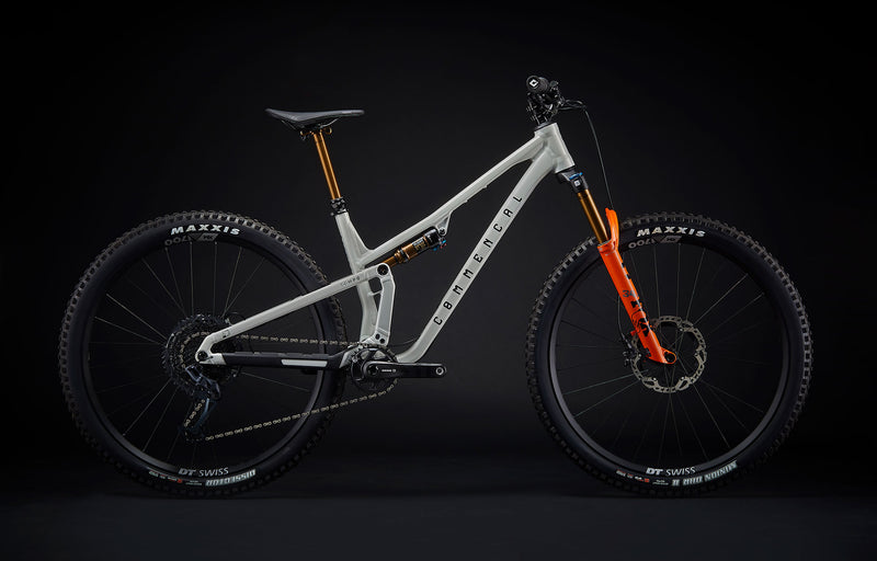 Load image into Gallery viewer, Commencal T.E.M.P.O. Signature Clear Silver Trail Bike
