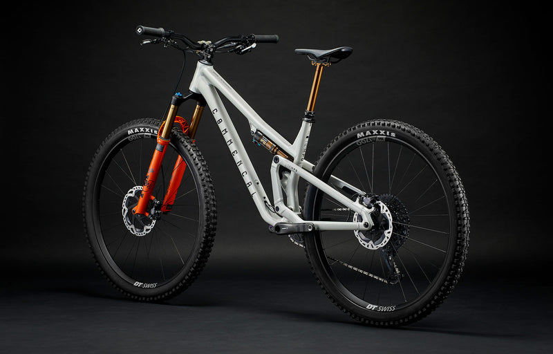 Load image into Gallery viewer, Commencal T.E.M.P.O. Signature Clear Silver Trail Bike
