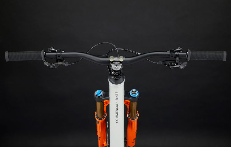 Load image into Gallery viewer, Commencal T.E.M.P.O. Signature Clear Silver Trail Bike
