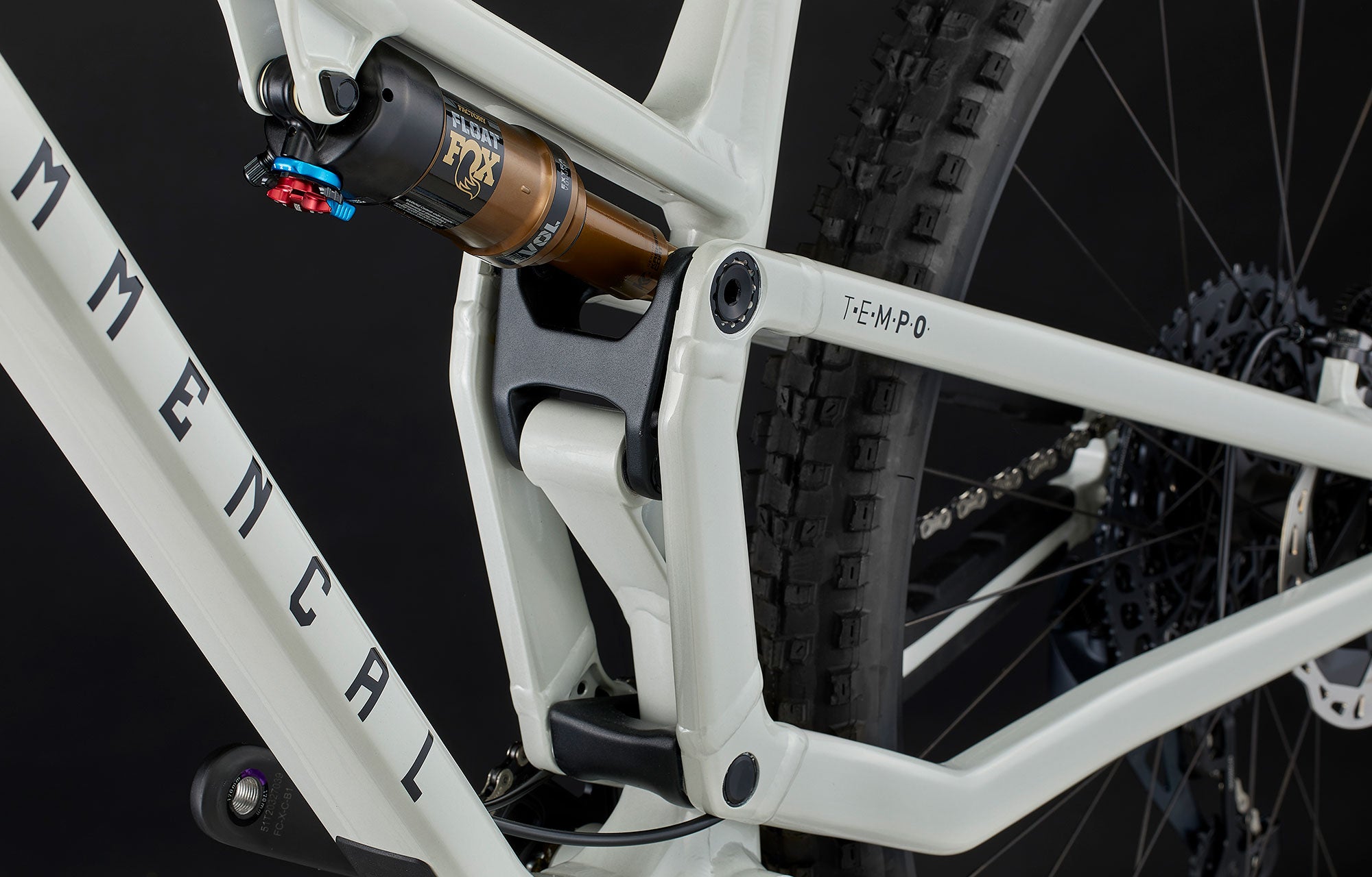 Commencal T.E.M.P.O. Signature Clear Silver Trail Bike
