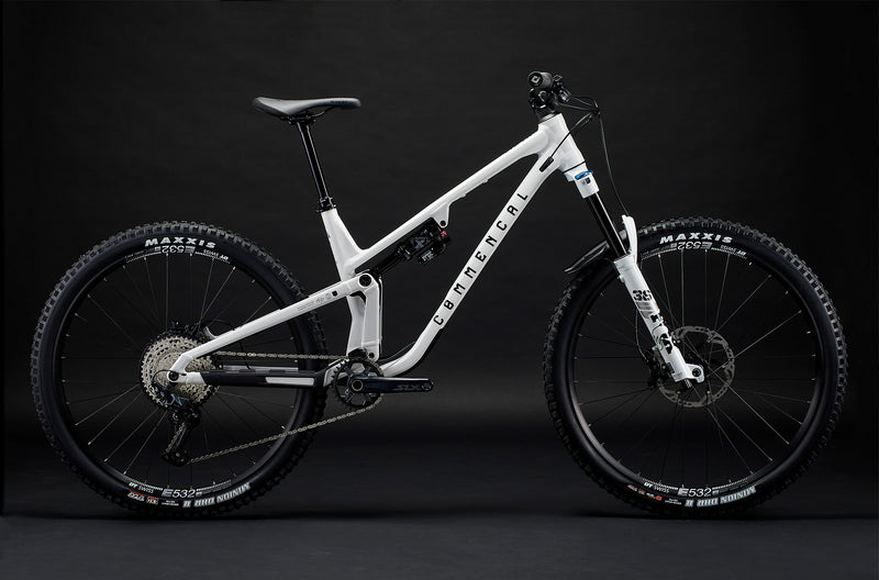 Load image into Gallery viewer, Commencal META V5 Essential Pure White Enduro Bike

