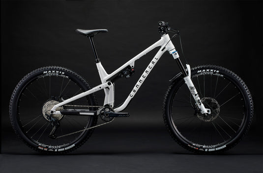 Commencal META V5 Essential Pure White Enduro Bike