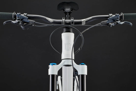 Commencal META V5 Essential Pure White Enduro Bike