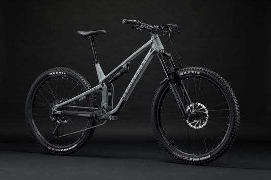 Commencal META V5 Ride Pyrite Grey Enduro Mountain Bike