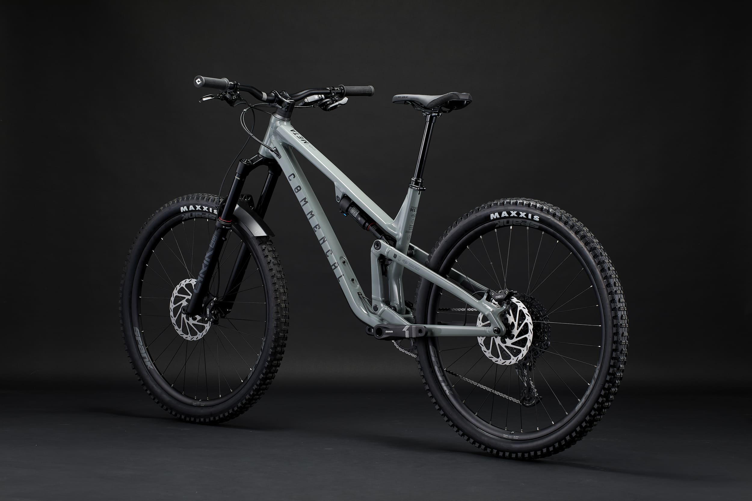 Commencal META V5 Ride Pyrite Grey Enduro Mountain Bike