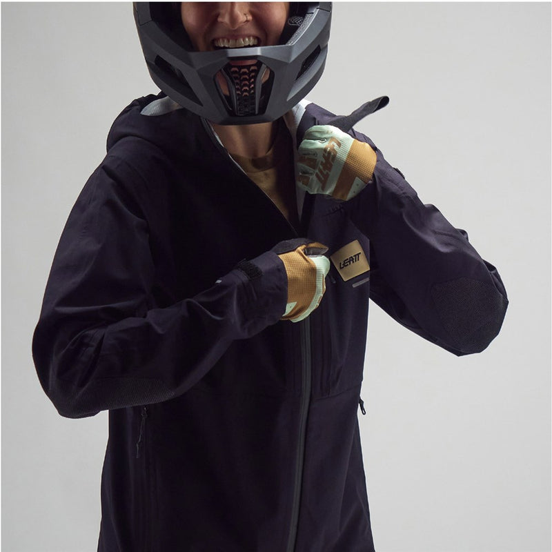 Load image into Gallery viewer, Leatt MTB HydraDri 3.0 Waterproof Jacket - Black - Men's
