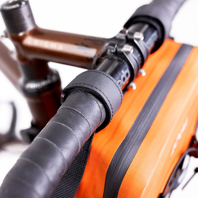 Load image into Gallery viewer, Oxford Aqua Evo Adventure Daytripper Pack Orange - Strap 2
