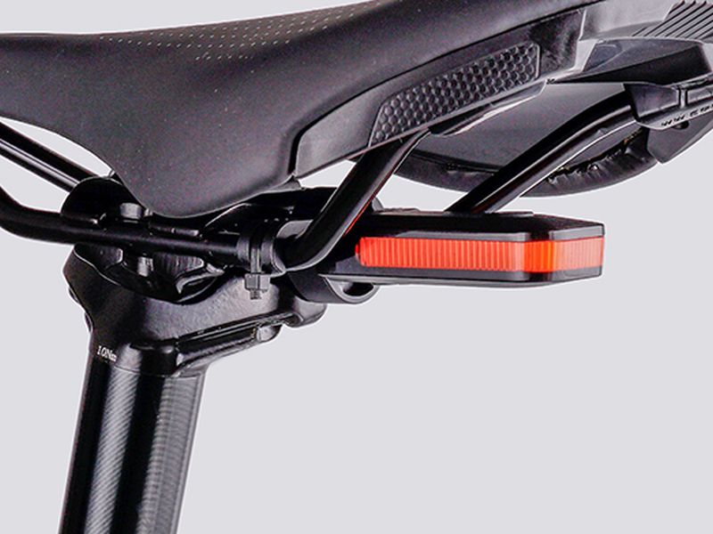 Load image into Gallery viewer, Ravemen CL01 Rear Light - 6
