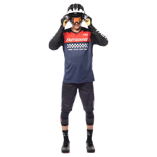 Load image into Gallery viewer, Fasthouse Crossline 2 Shorts - Black - Men&#39;s
