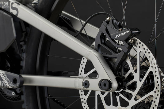 Commencal Supreme DH V5 Essential Silver Downhill Bike