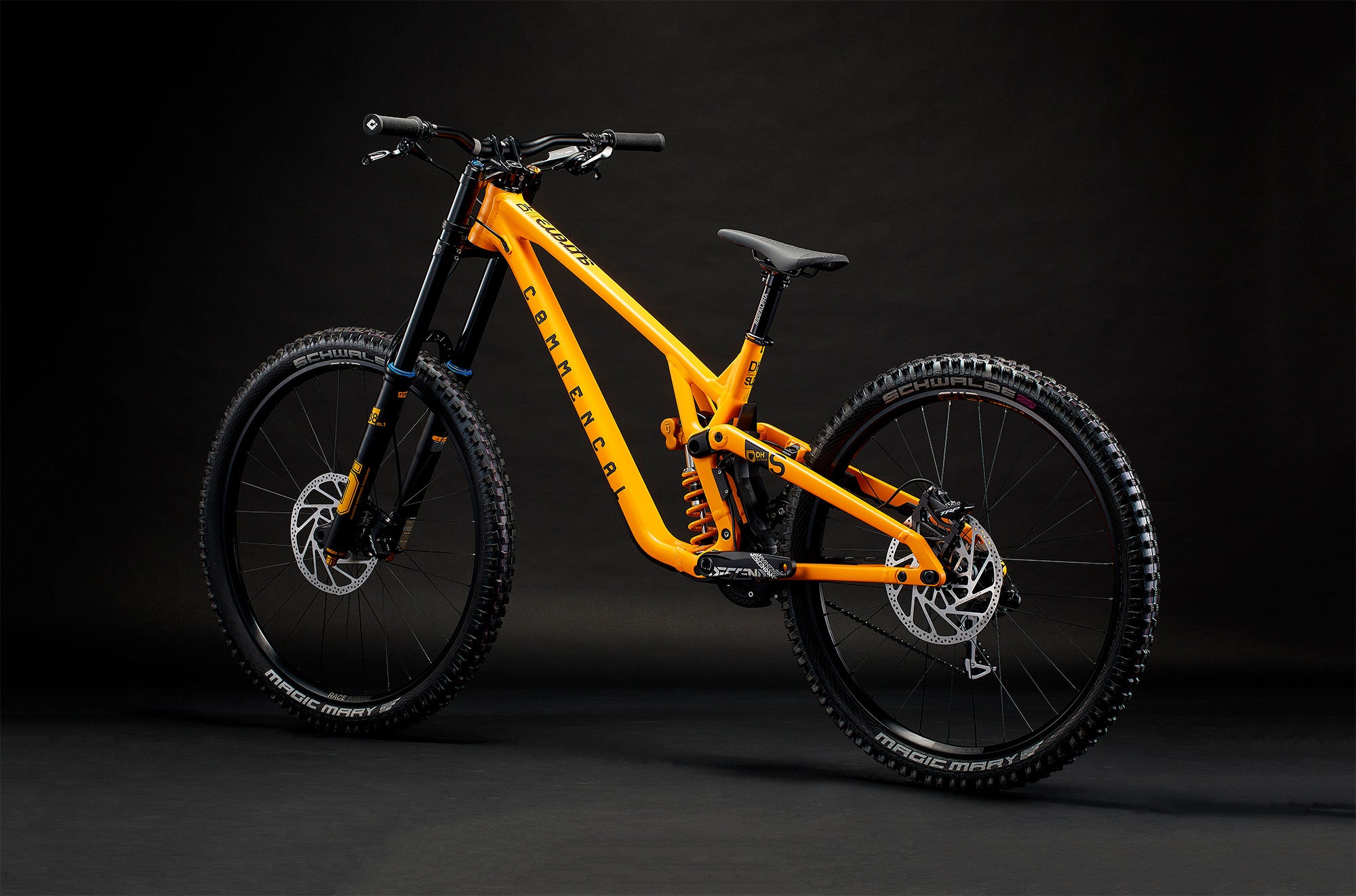Commencal Supreme DH V5 Öhlins Edition Downhill Bike