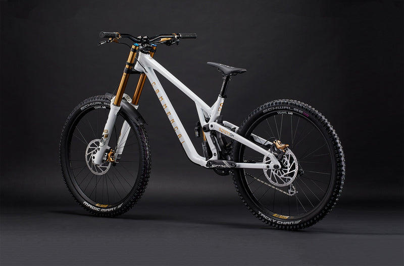 Load image into Gallery viewer, COMMENCAL SUPREME DH V5 SIGNATURE LTD PURE WHITE 2025
