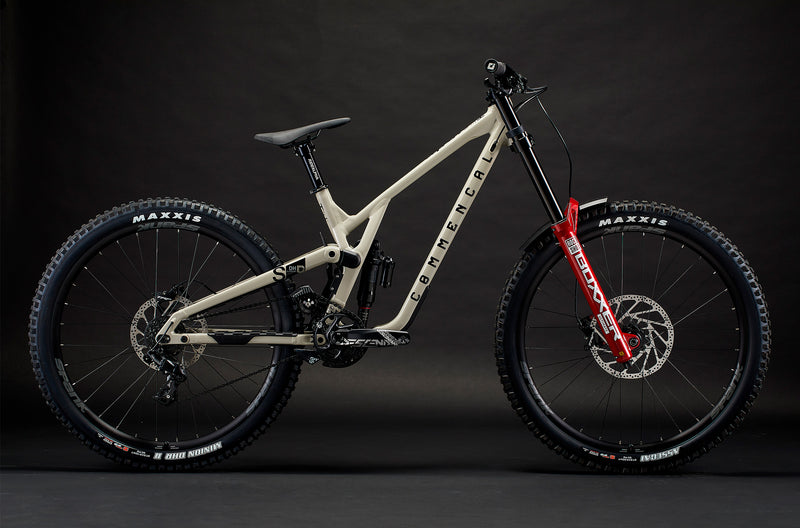 Load image into Gallery viewer, Commencal Supreme DH V5 XS Chalk Youth Downhill Bike
