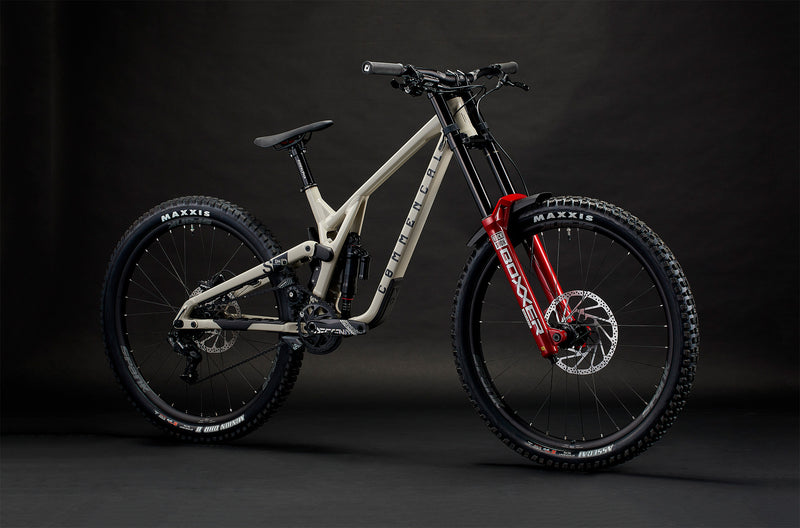 Load image into Gallery viewer, Commencal Supreme DH V5 XS Chalk Youth Downhill Bike
