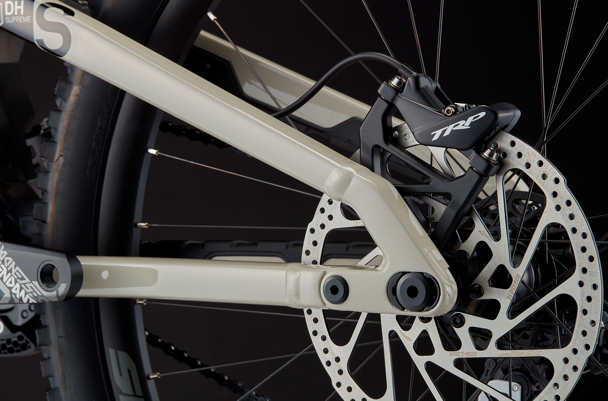 Commencal Supreme DH V5 XS Chalk Youth Downhill Bike