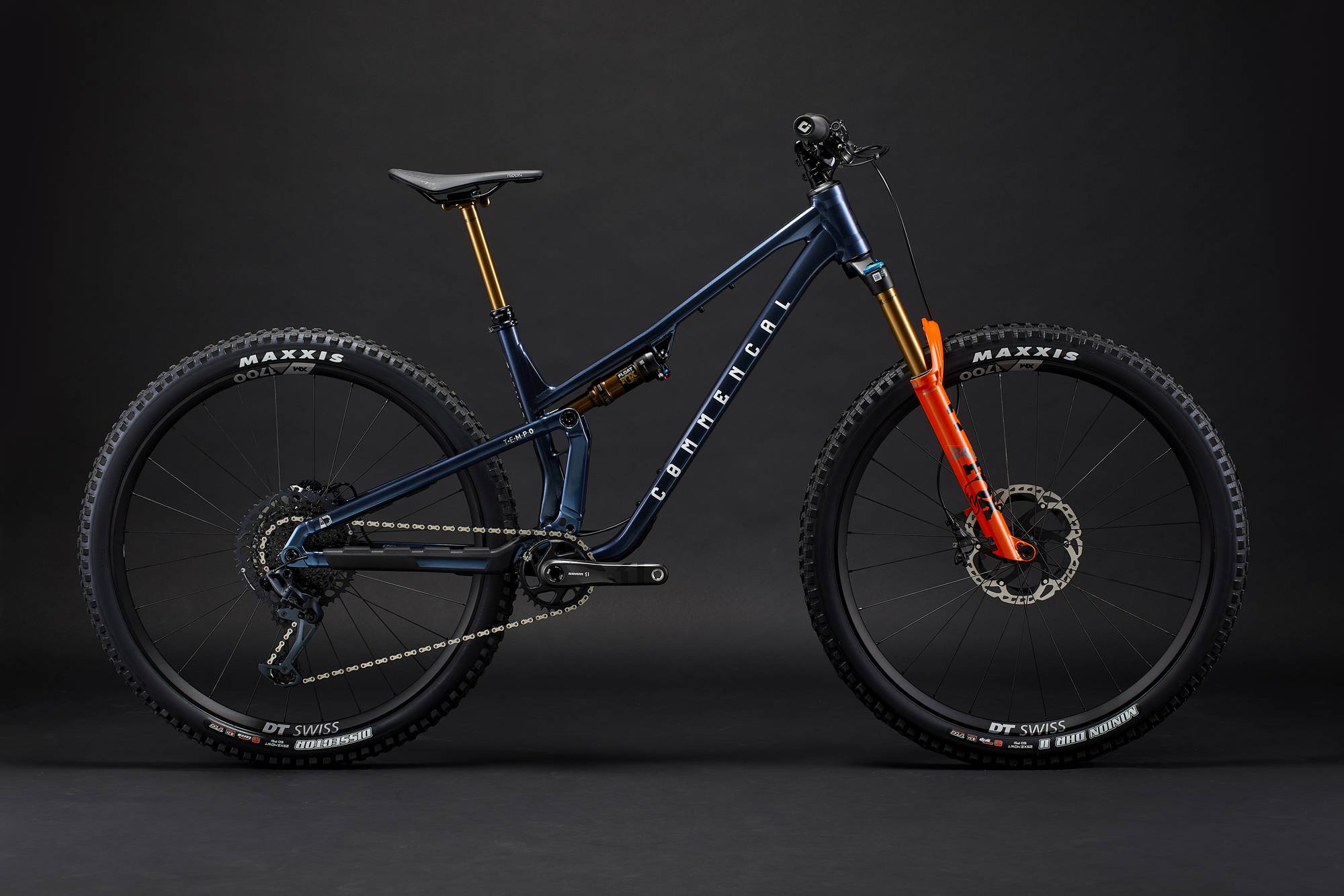 Commencal T.E.M.P.O. Signature Sparkly Blue Trail Bike