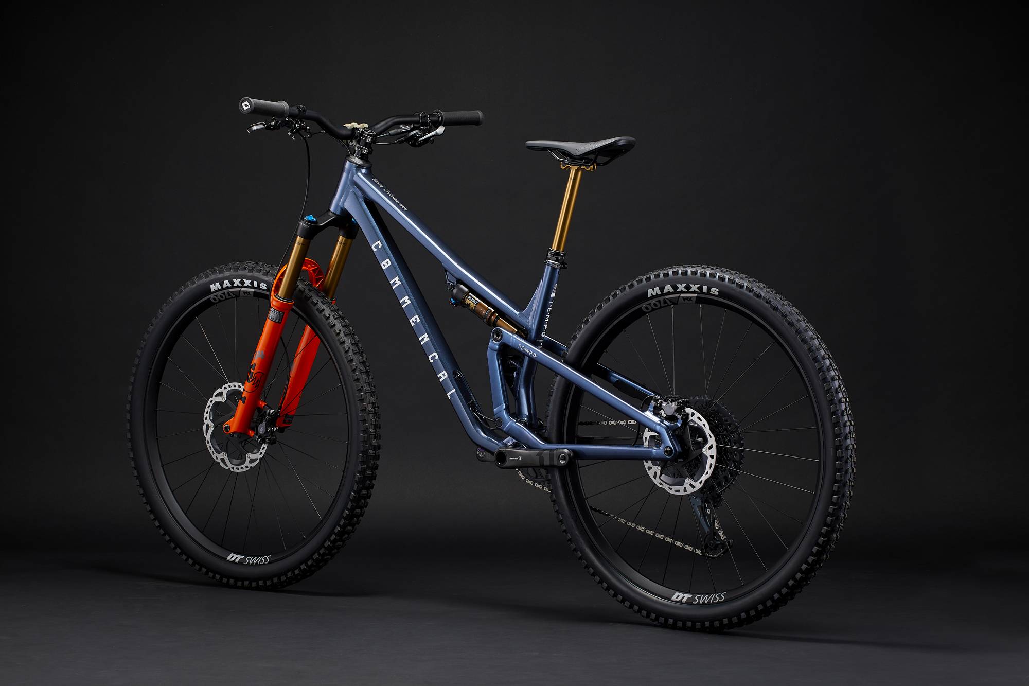 Commencal T.E.M.P.O. Signature Sparkly Blue Trail Bike