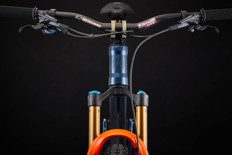 Load image into Gallery viewer, Commencal T.E.M.P.O. Signature Sparkly Blue Trail Bike
