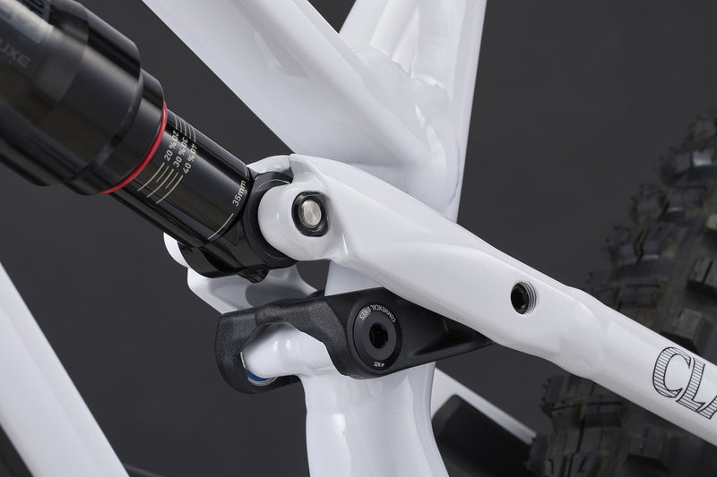 Load image into Gallery viewer, Commencal Clash 20 Pure White Kids Mountain Bike

