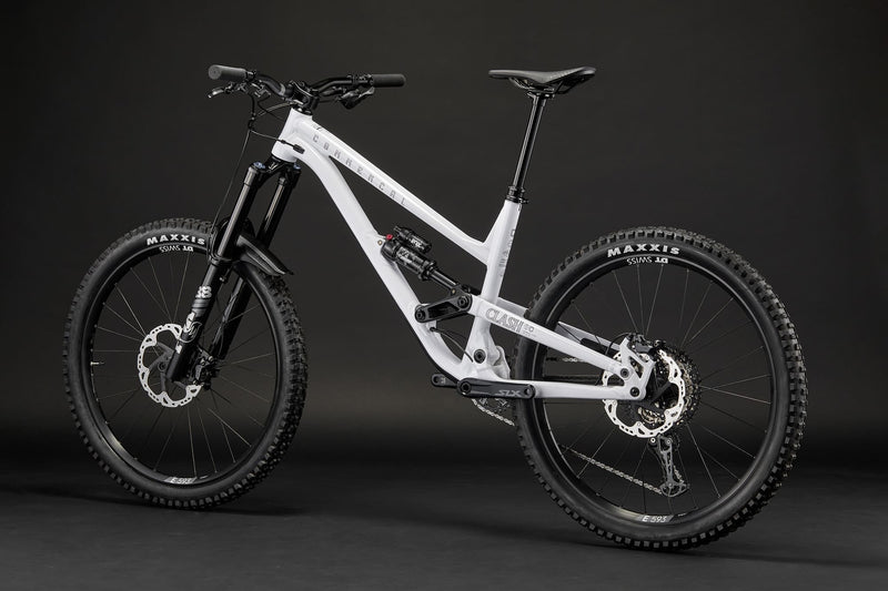 Load image into Gallery viewer, Commencal Clash Essential 2025 Pure White Enduro Bike
