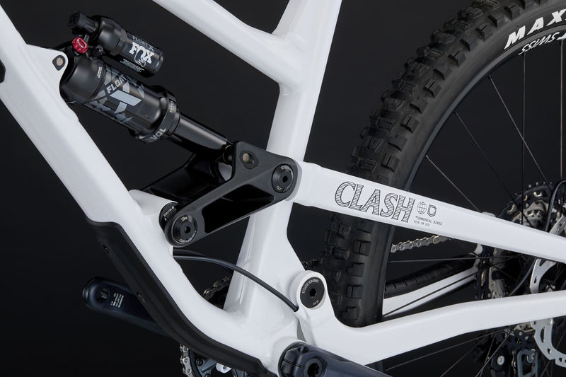 Load image into Gallery viewer, Commencal Clash Essential 2025 Pure White Enduro Bike

