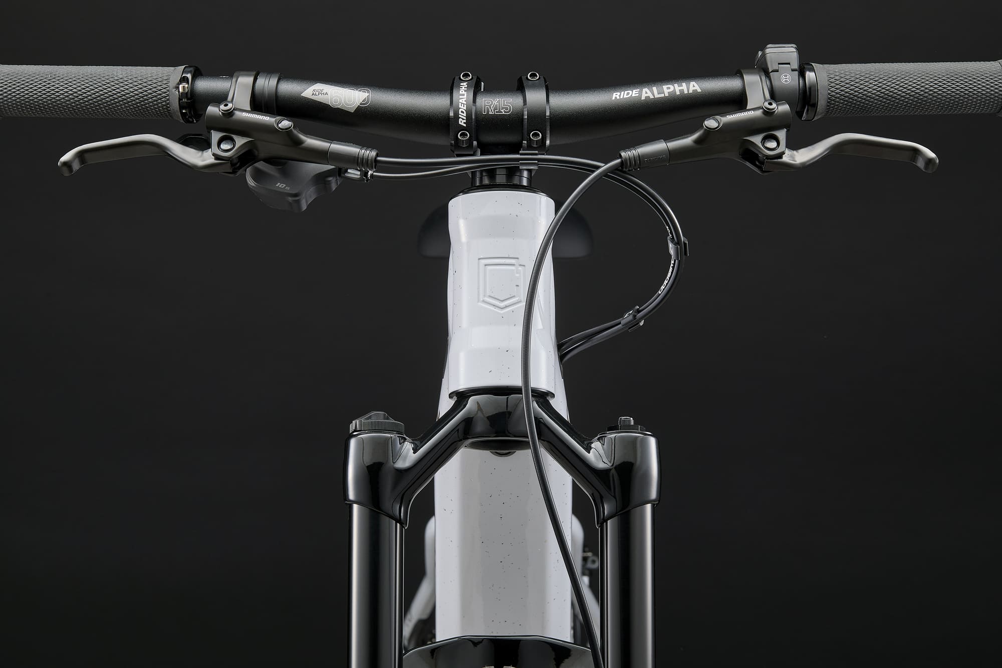 Commencal META HT 24 Power V2 Glittery White 2026 Kids Bike