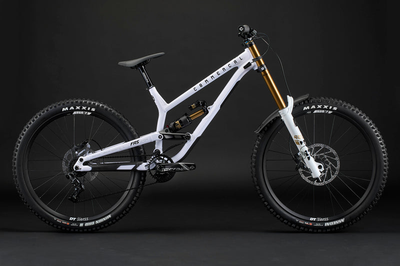 Load image into Gallery viewer, Commencal FRS Signature Freeride 2026 Dirt Bike
