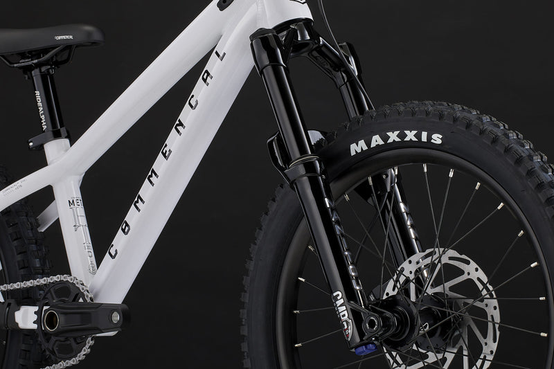Load image into Gallery viewer, Commencal META HT 20 Pure White Kids Mountain Bike
