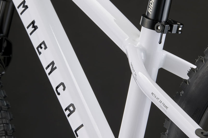 Load image into Gallery viewer, Commencal META HT 20 Pure White Kids Mountain Bike
