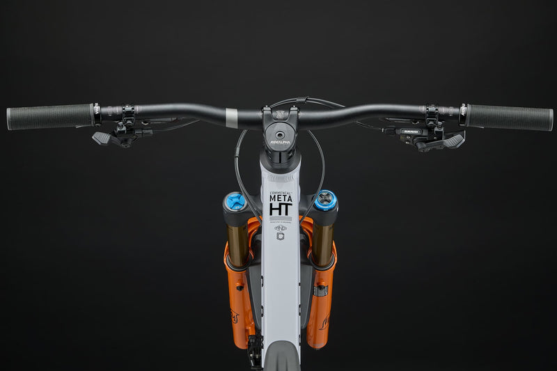 Load image into Gallery viewer, Commencal META HT V3 Signature Pure White 2026 Hardtail Bike
