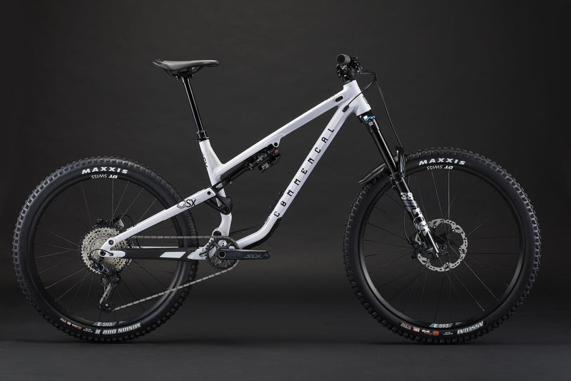 Load image into Gallery viewer, Commencal META SX V4 Essential Pure White Enduro Bike
