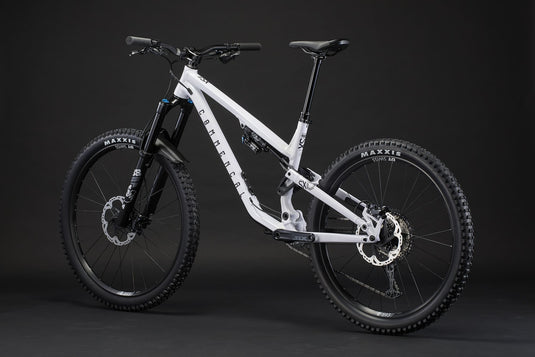 Commencal META SX V4 Essential Pure White Enduro Bike