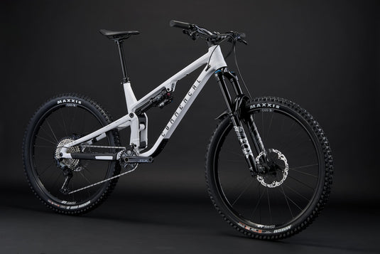Commencal Meta SX V5 Essential Pure White 2026 Enduro Bike