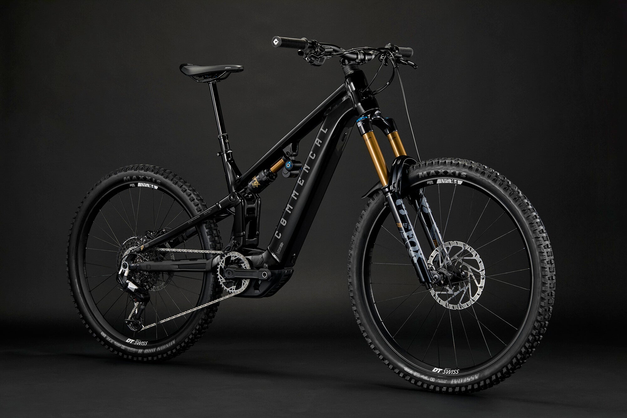 Commencal Meta Power SX 800 Signature 2026 Pure Black Enduro E-Bike