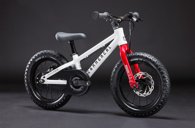 Load image into Gallery viewer, Commencal Ramones 14&quot; Pure White 2026 Kids Bike

