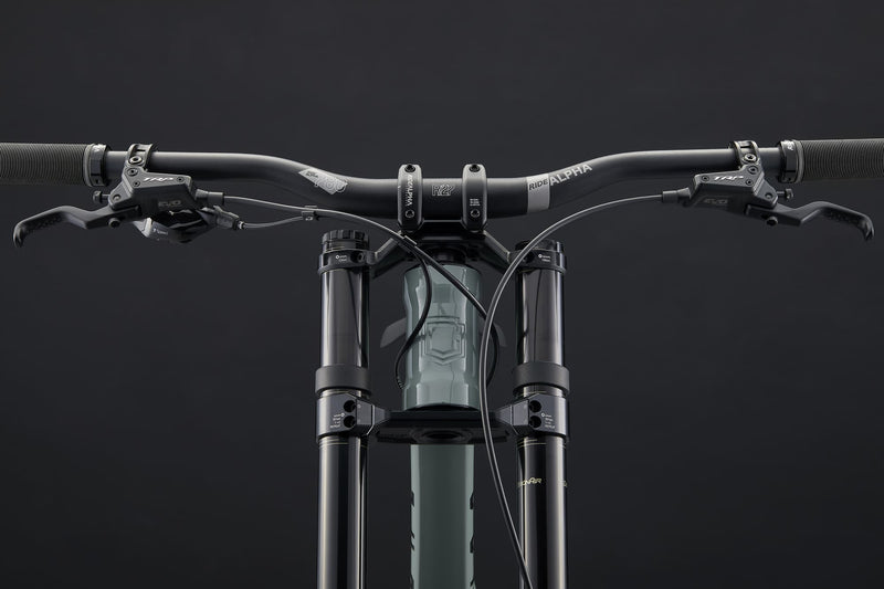 Load image into Gallery viewer, Commencal Supreme DH V5 Ride - Pyrite Grey 2026 - Downhill Bike
