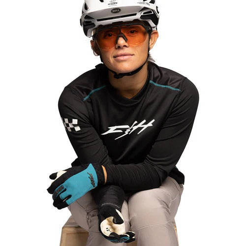 Load image into Gallery viewer, Fasthouse Women&#39;s Alloy Ronin Long Sleeve Jersey - Black
