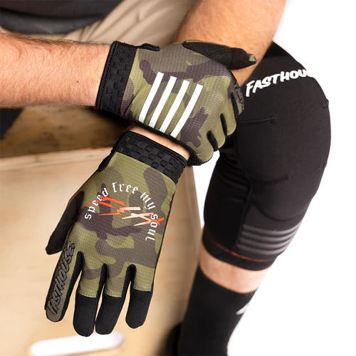 Load image into Gallery viewer, Fasthouse Speed Style Menace Gloves - Men&#39;s
